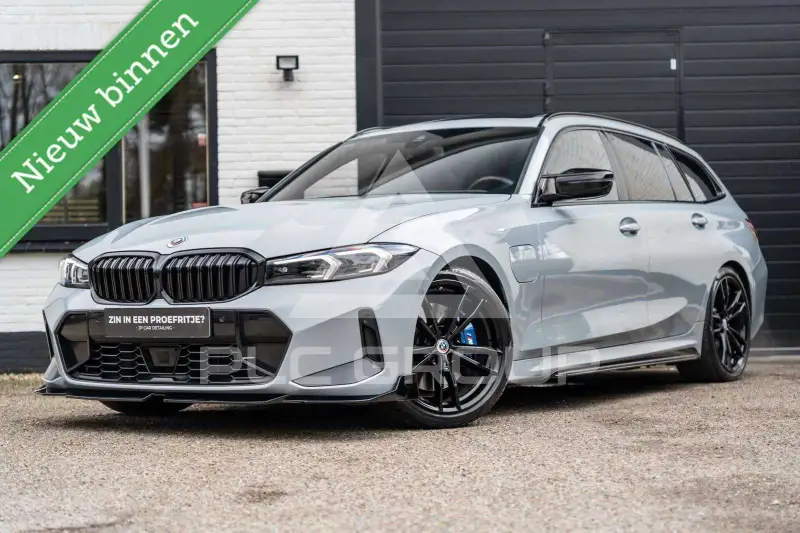 2022 BMW 330
