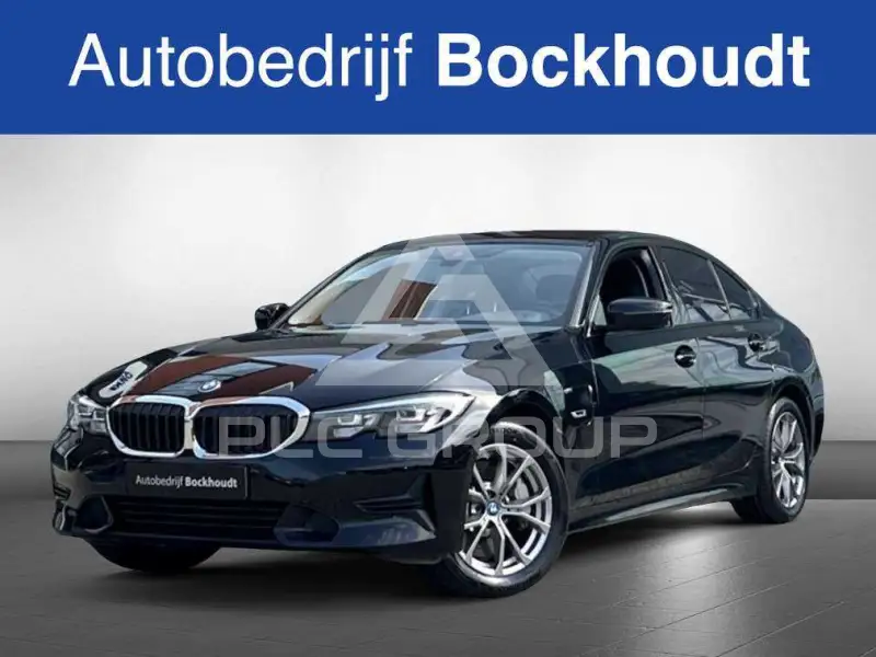 2022 BMW 330