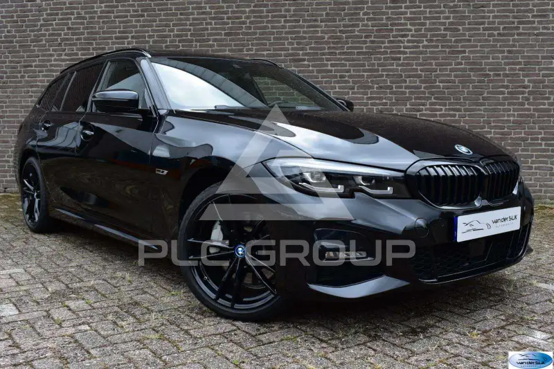 2022 BMW 330