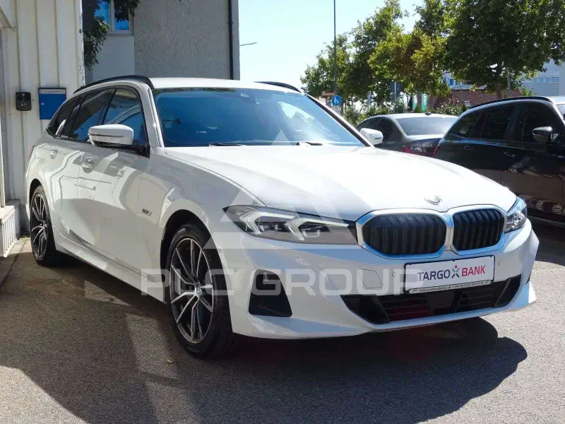 2022 BMW 330