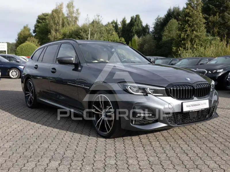 2022 BMW 330