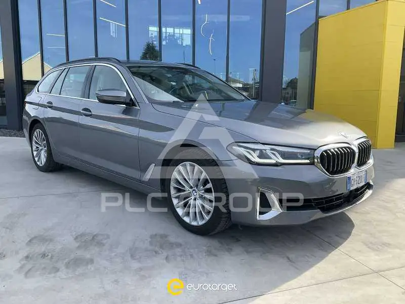2022 BMW 540