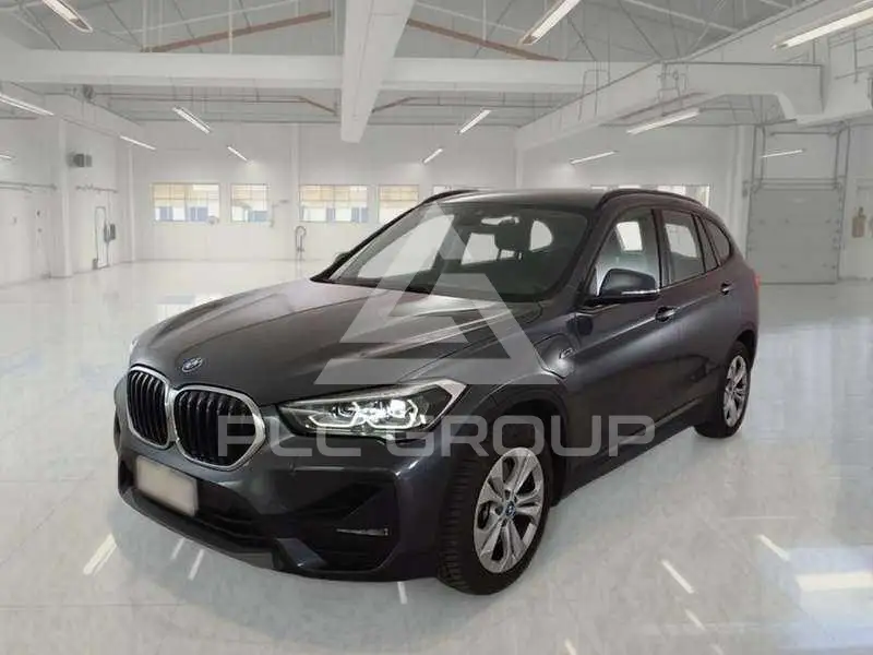 2022 BMW X1