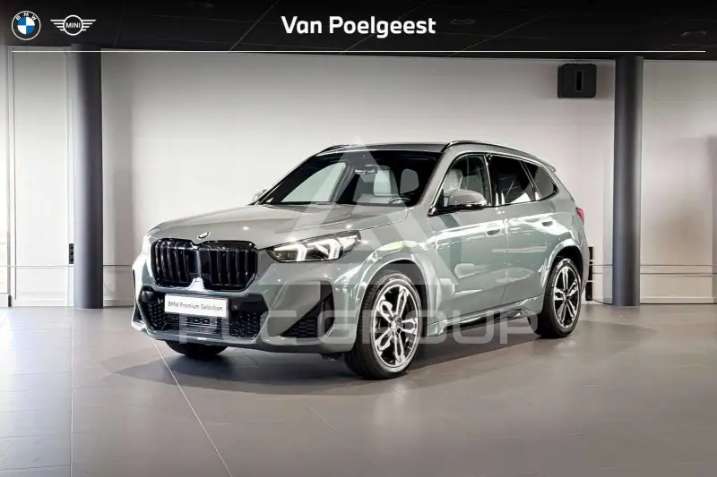 2022 BMW X1