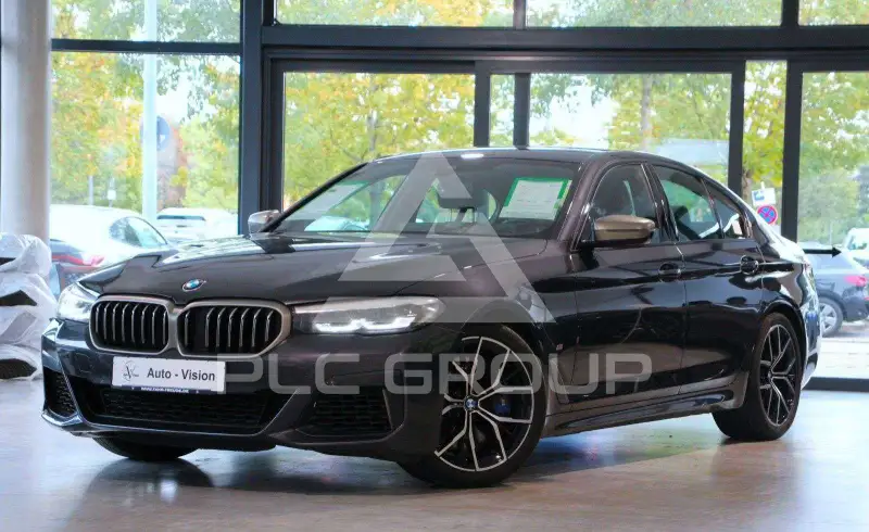 2022 BMW 550