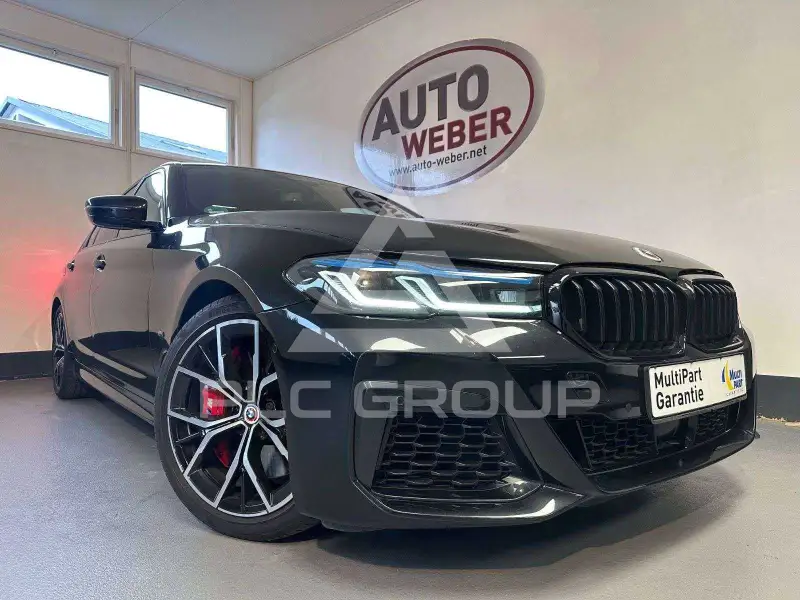 2022 BMW 550