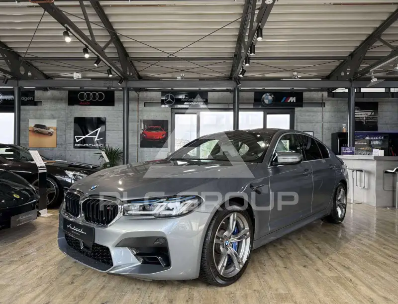 2022 BMW M5
