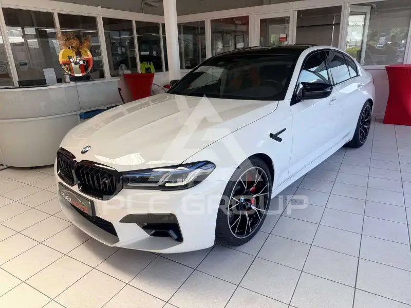 2022 BMW M5