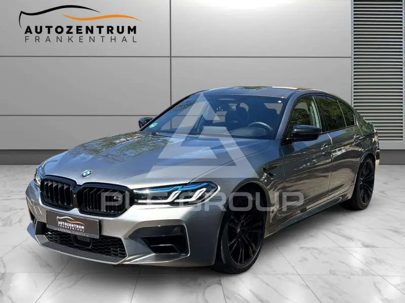 2022 BMW M5