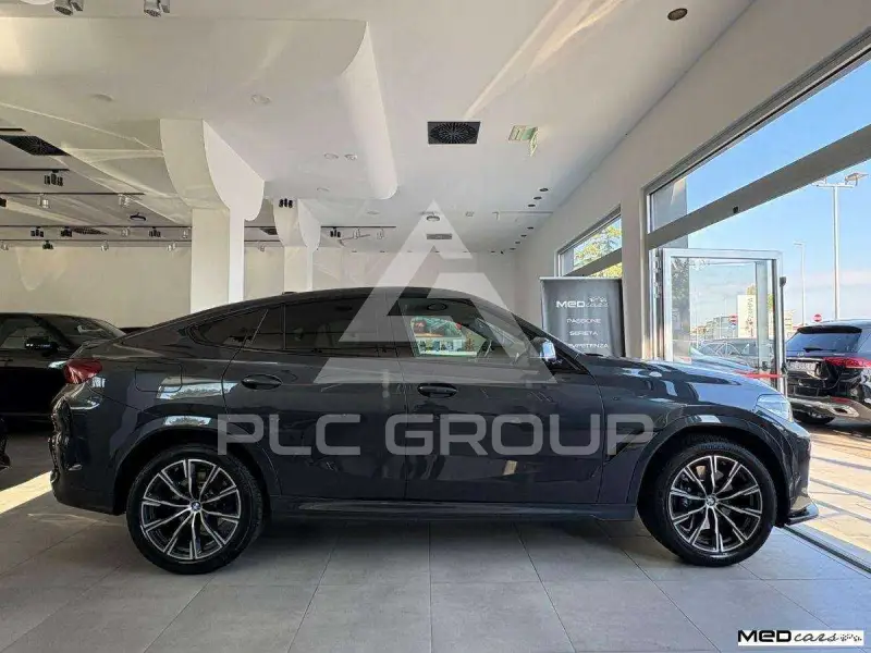 2022 BMW X6