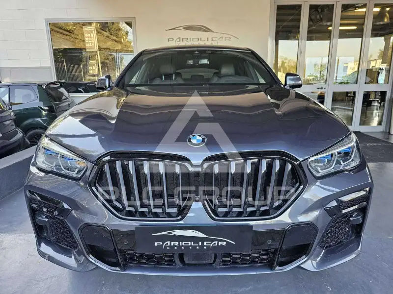 2022 BMW X6