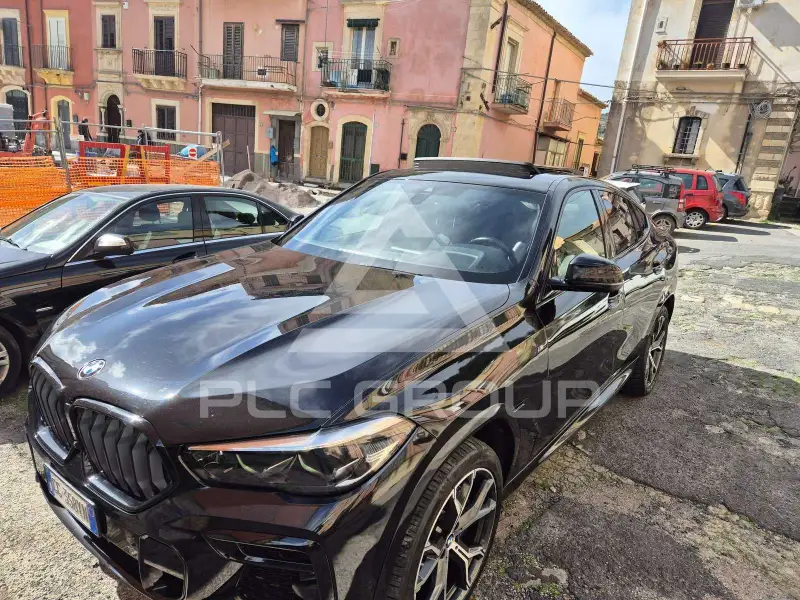 2022 BMW X6
