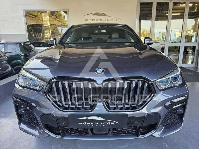 2022 BMW X6