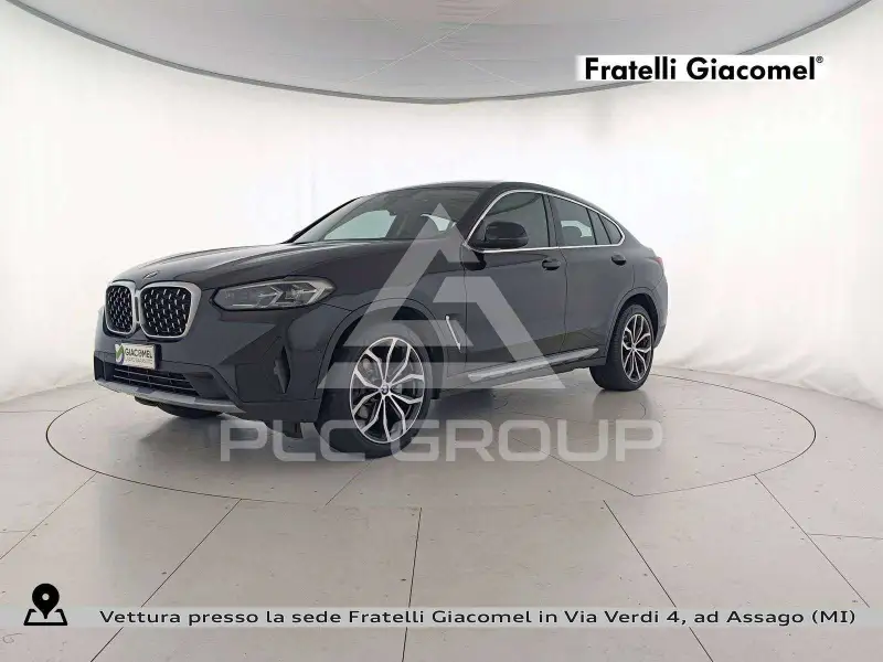 2022 BMW X4