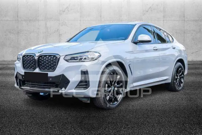 2022 BMW X4