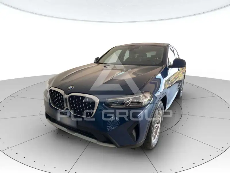 2022 BMW X4