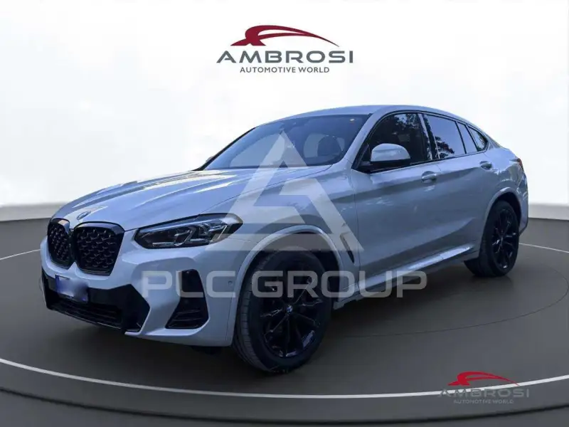 2022 BMW X4
