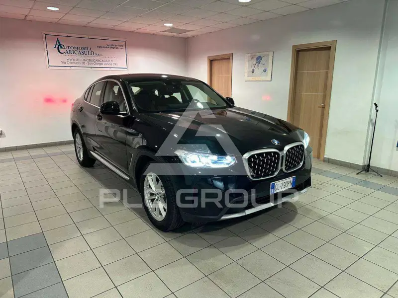2022 BMW X4