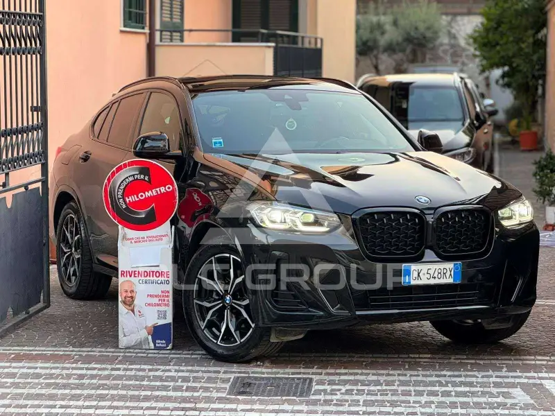 2022 BMW X4