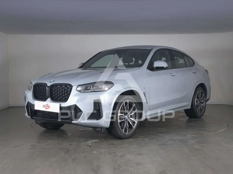 2022 BMW X4