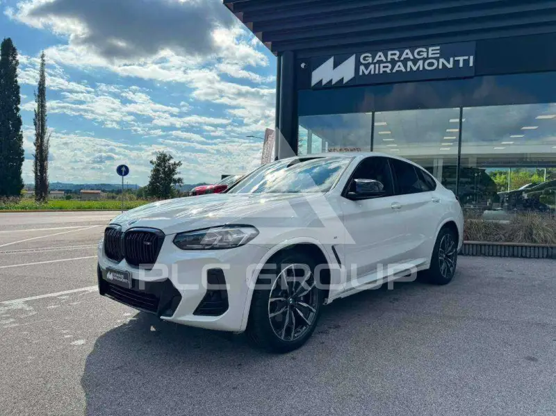 2022 BMW X4