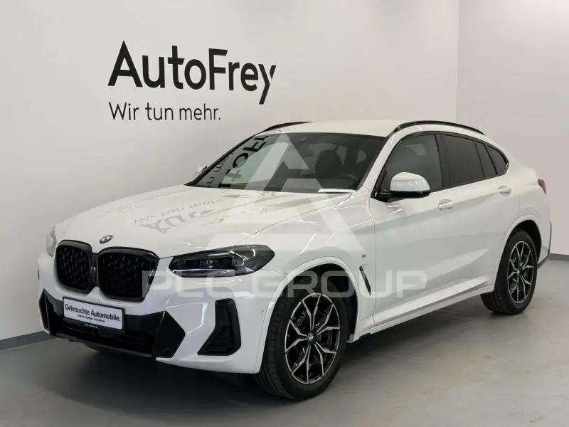 2022 BMW X4