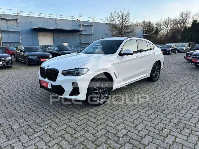 2022 BMW X4