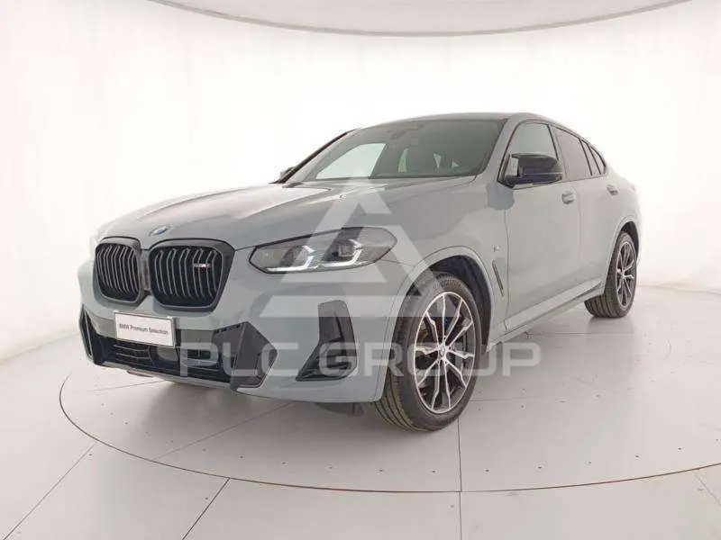 2022 BMW X4