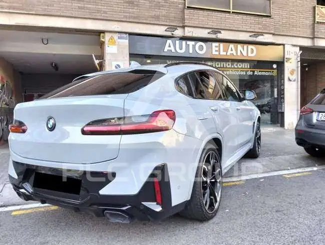 2022 BMW X4
