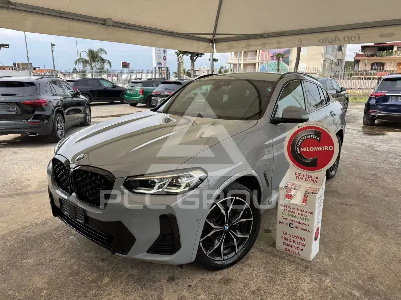2022 BMW X4
