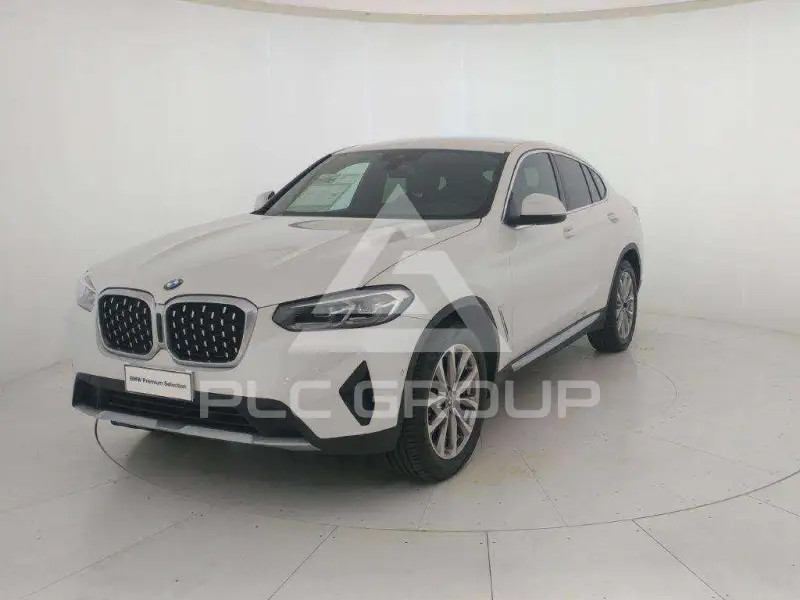 2022 BMW X4