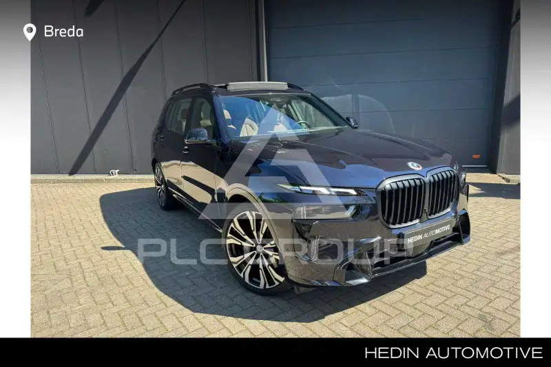 2022 BMW X7
