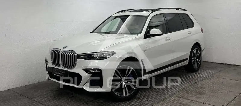2022 BMW X7