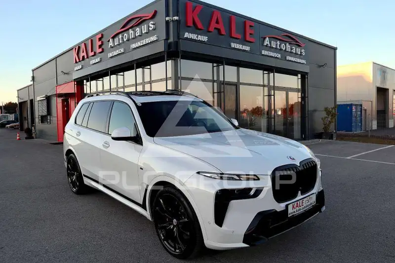 2022 BMW X7
