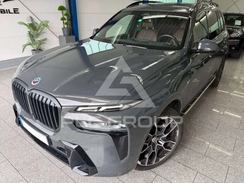 2022 BMW X7
