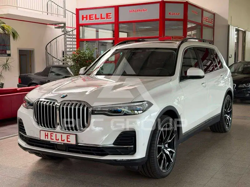 2022 BMW X7