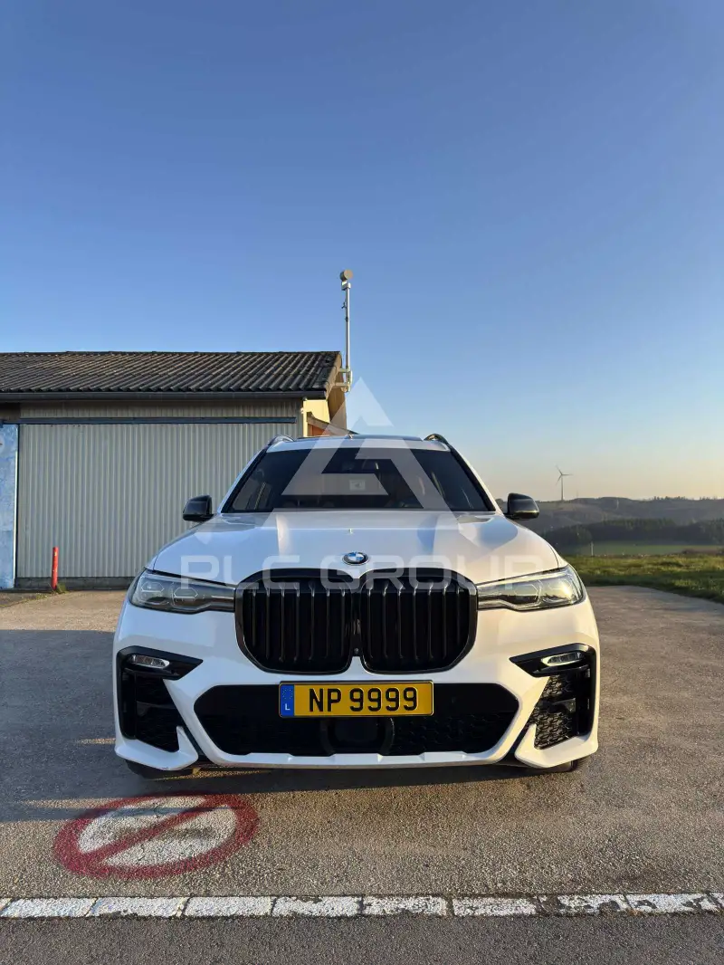 2022 BMW X7