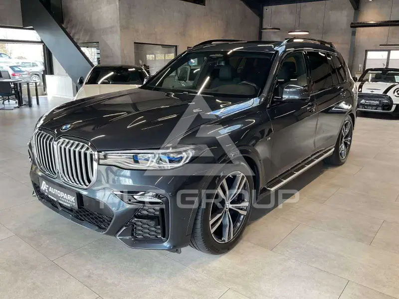 2022 BMW X7