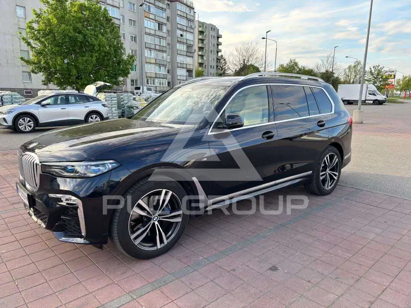 2022 BMW X7