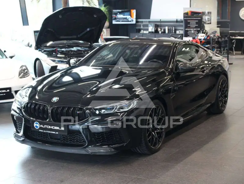 2022 BMW M8