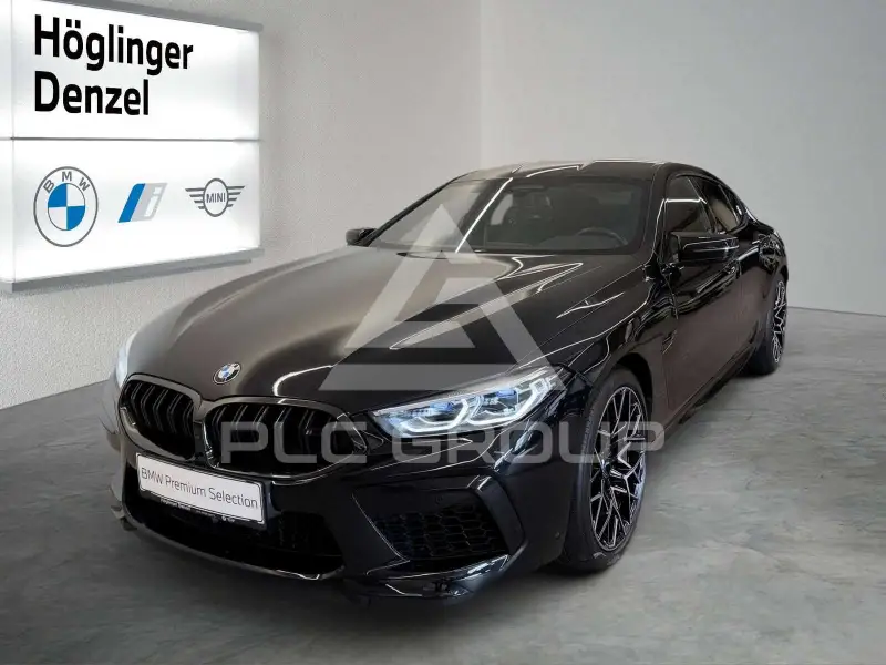 2022 BMW M8