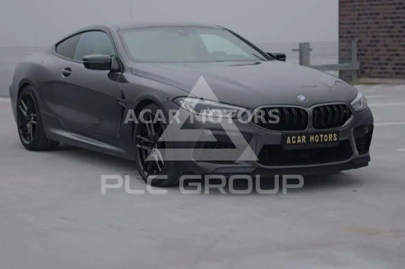 2022 BMW M8