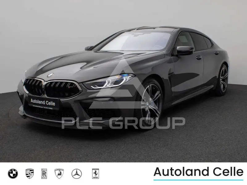 2022 BMW M8