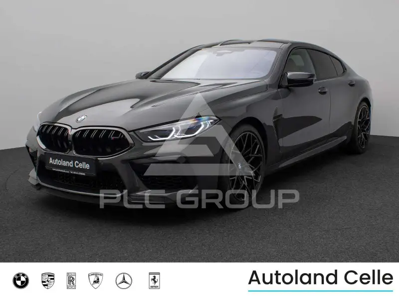 2022 BMW M8