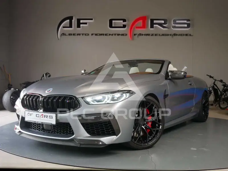 2022 BMW M8