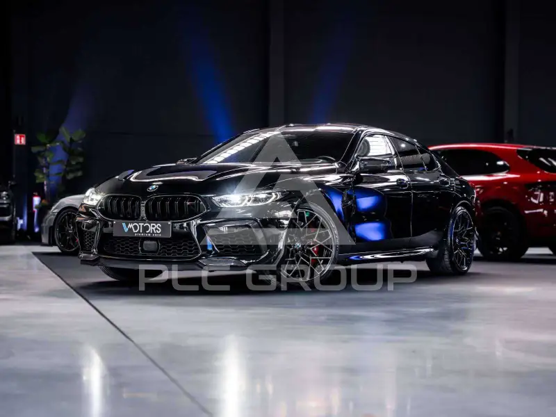 2022 BMW M8