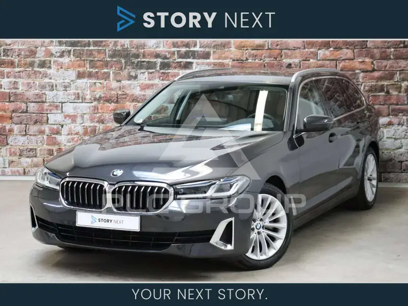 2022 BMW 520