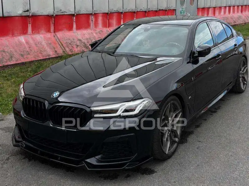 2022 BMW 520