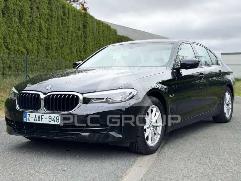 2022 BMW 520