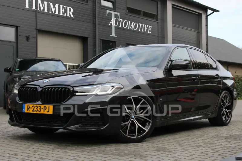 2022 BMW 520